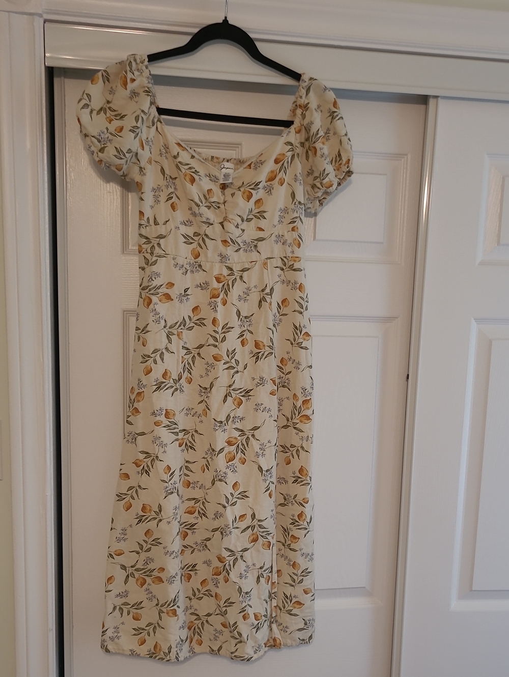 Japna Women’s Cream Floral Midi Dress with Puff Sleeves